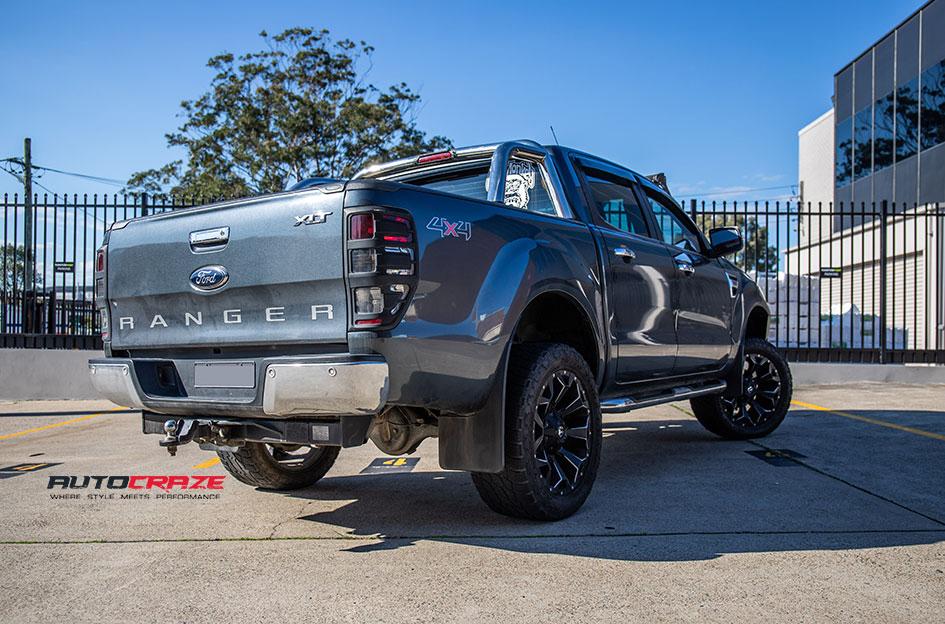 FORD RANGER ASSAULT GLOSS BLACK MILLED ACCENTS